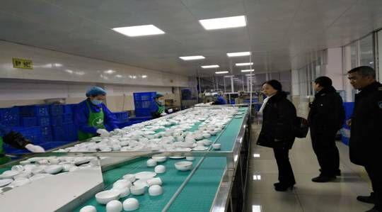 铜仁市开展餐饮具集中消毒服务单位专项检查 消毒服务全覆盖，食品安全零隐患
